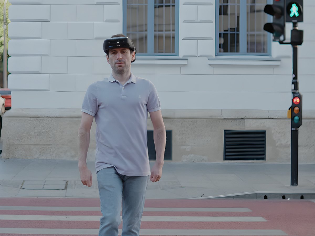 AI Glasses for Visually Impaired Win Prize at GITEX Dubai