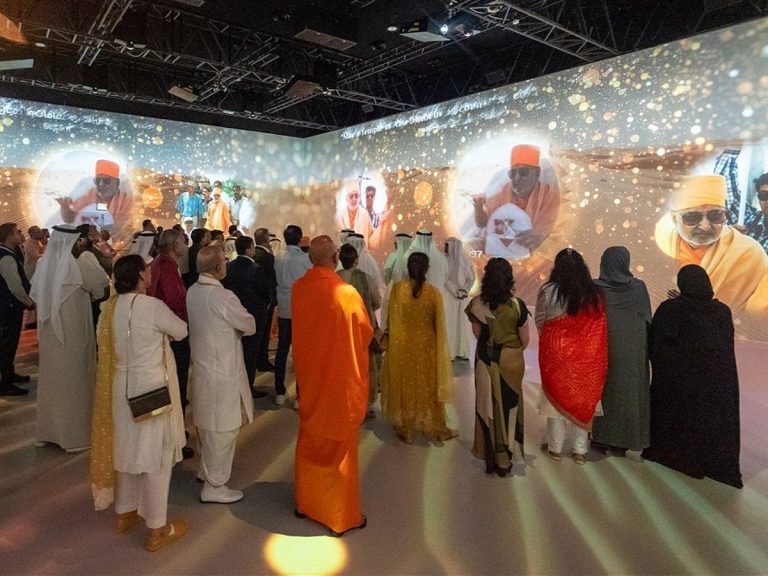 Abu Dhabi Temple's 'Fairy Tale' Show Wins MONDO-DR Award