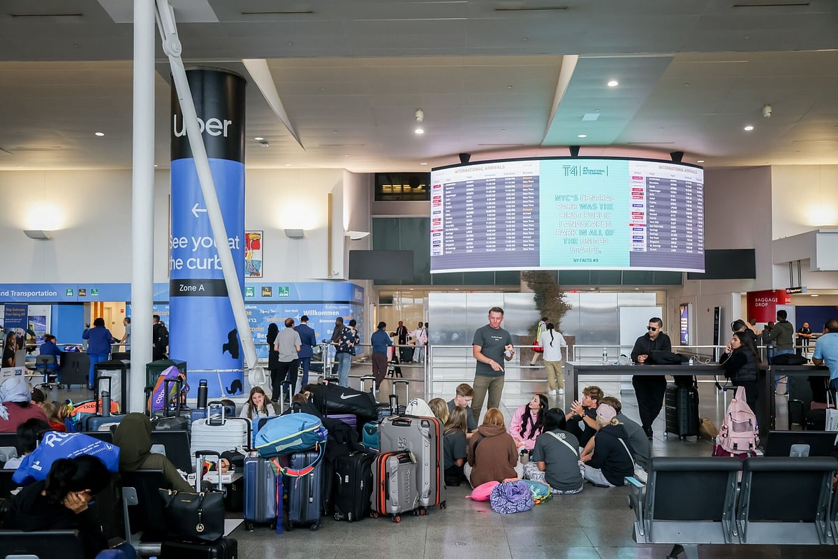 Air Travel Disruptions Rise Amid Staffing Shortages