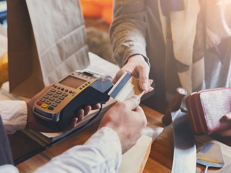 Budget-Friendly Living Tips for Newcomers in Dubai