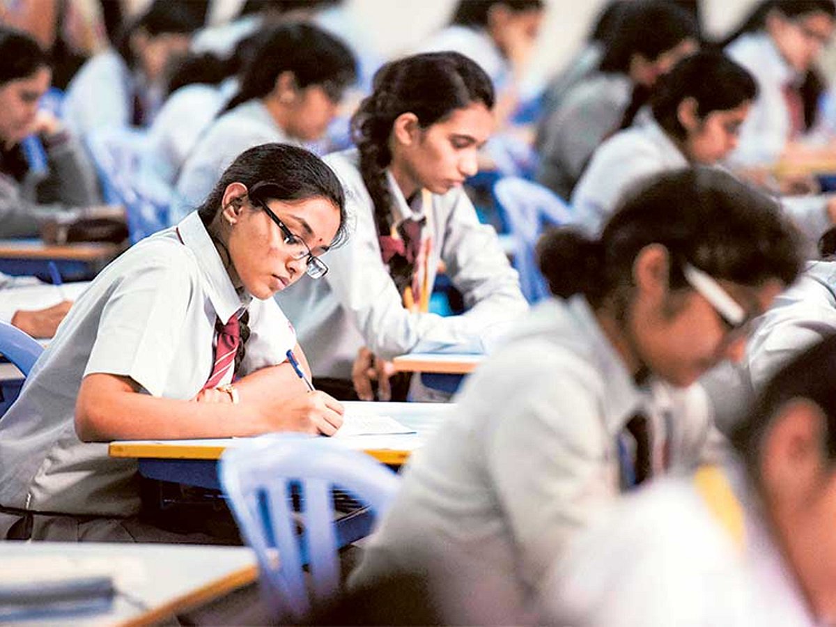 CBSE Releases 2026 Board Exam Schedule for Classes 10, 12
