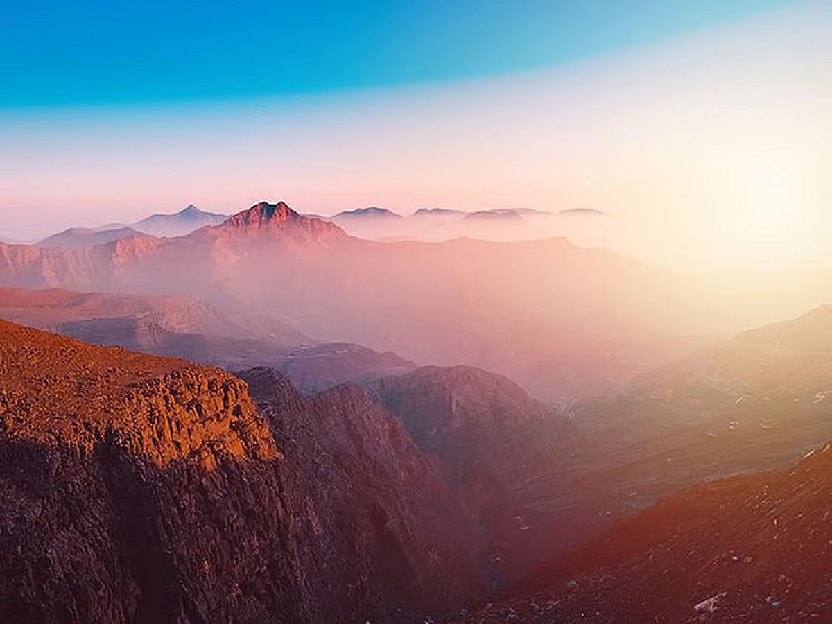 Cooler Weather and Rain Expected Across UAE Regions