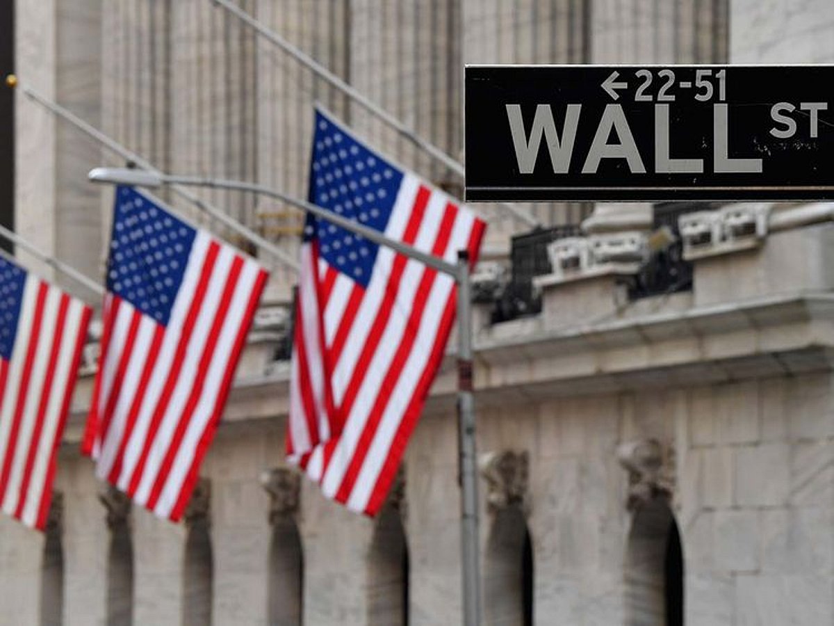 Debasement Trade: Impact on Investors and Market Trends