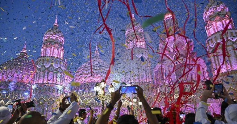 Discover the Cultural Delights of Global Village Dubai