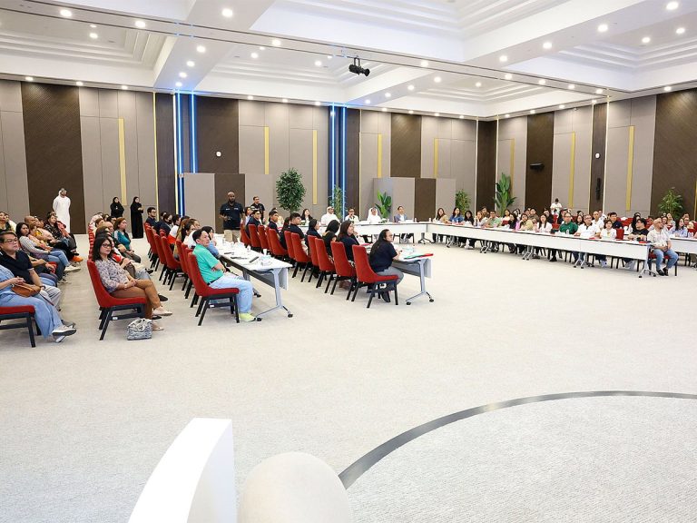 Dubai Police Hosts Awareness Forum for Filipino Community