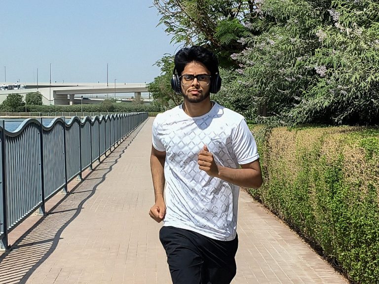 Dubai Runner Completes 2,000-Day Running Streak