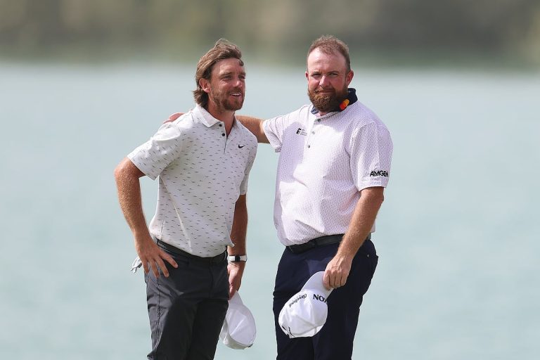 Fleetwood and Lowry Lead After First Round in Abu Dhabi