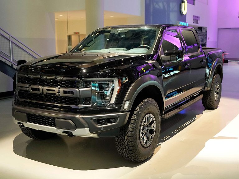 Japan's Prime Minister Takaichi Seeks Stronger U.S. Ties