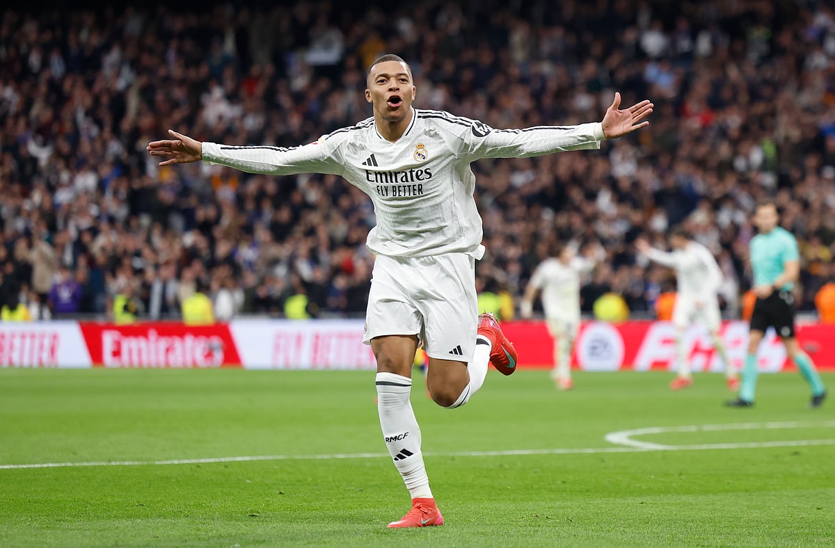 Kylian Mbappé Statue Unveiled at Real Madrid World