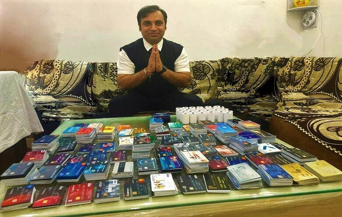 Manish Dhameja's Record in Innovative Credit Card Use