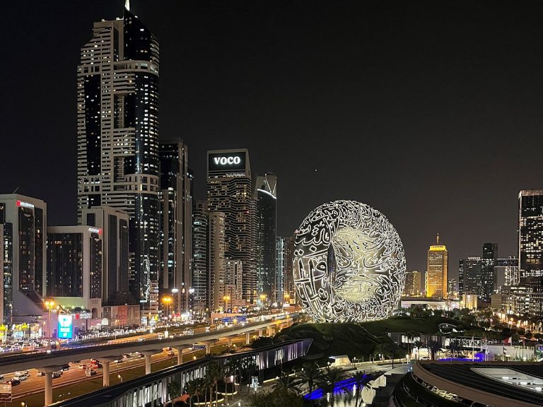 Maximize Your 12-Hour Layover in Dubai