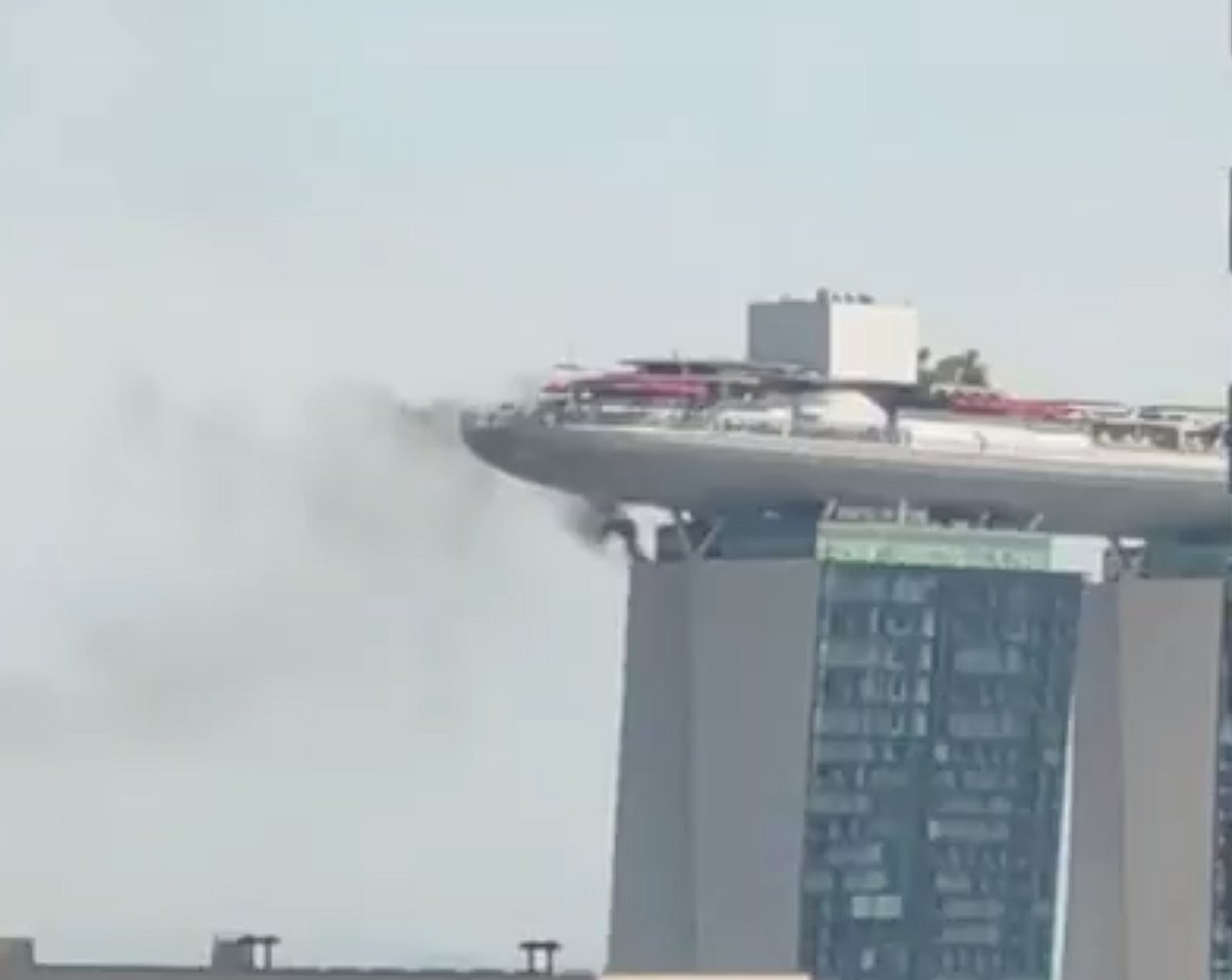 Minor Fire at Marina Bay Sands Hotel Quickly Extinguished