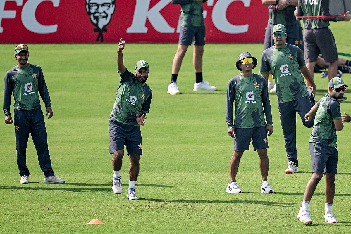 Pakistan May Add Third Spinner for Second Test vs South Afri
