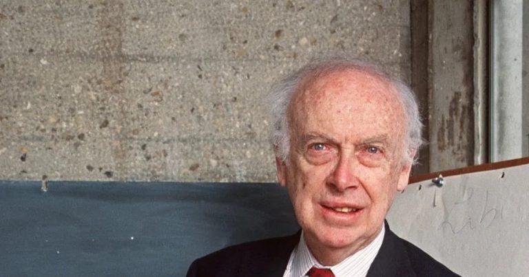 Remembering James Watson: A Legacy in Science and Controvers