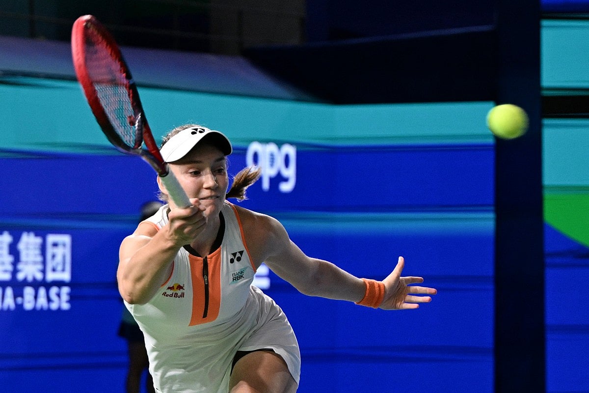 Rybakina Wins Ningbo Open with Comeback Against Alexandrova