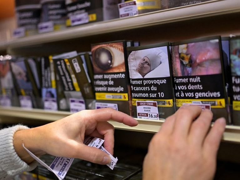 Saudi Arabia Limits Tobacco Shops Near Schools and Mosques