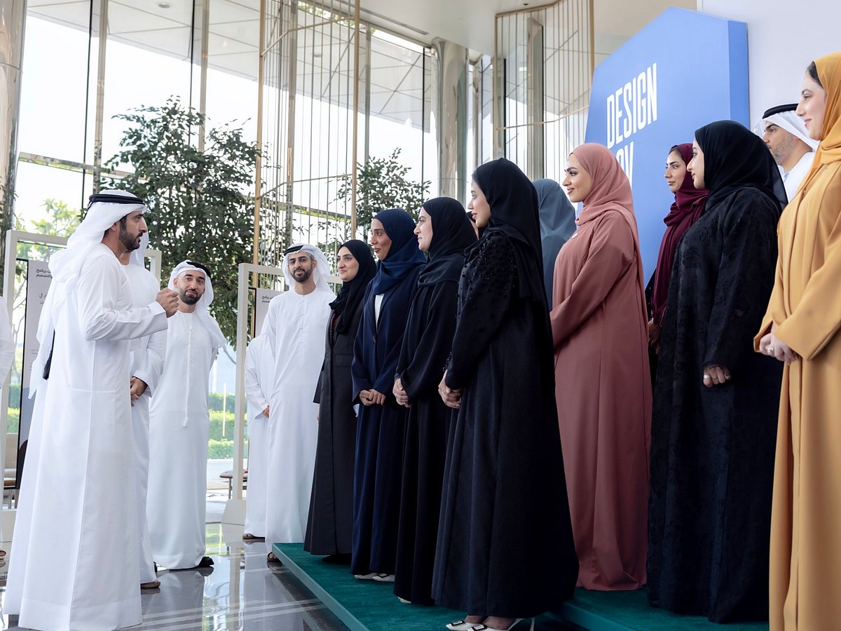 Sheikh Hamdan Celebrates Graduates of Lead & Design Programm