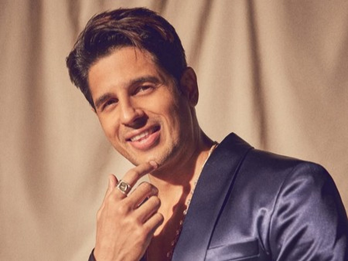 Sidharth Malhotra Talks Fragrance Trends in Dubai