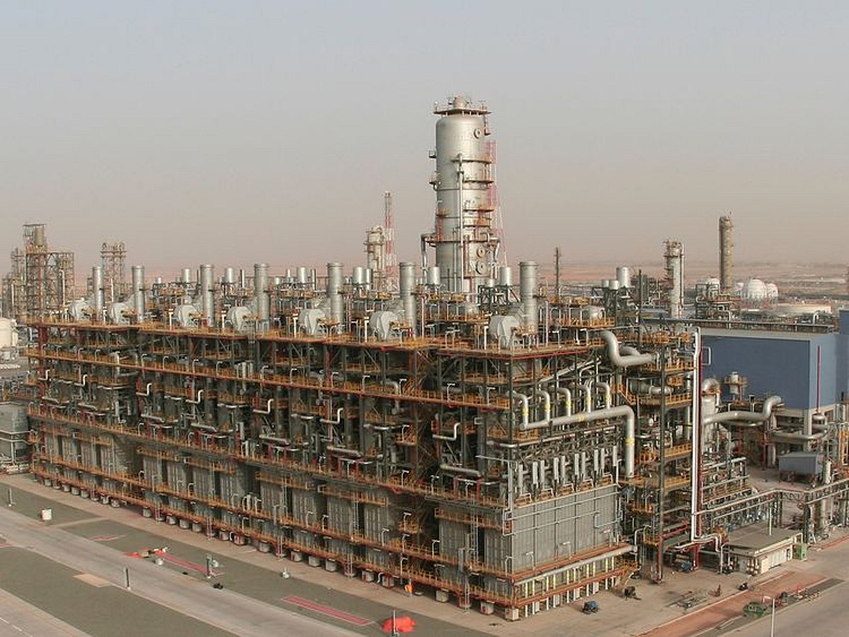TA’ZIZ and Sanmar Group Sign Long-Term Chemical Agreements