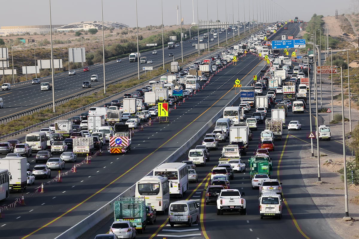 Traffic Delays Impact Major Routes in Dubai This Morning