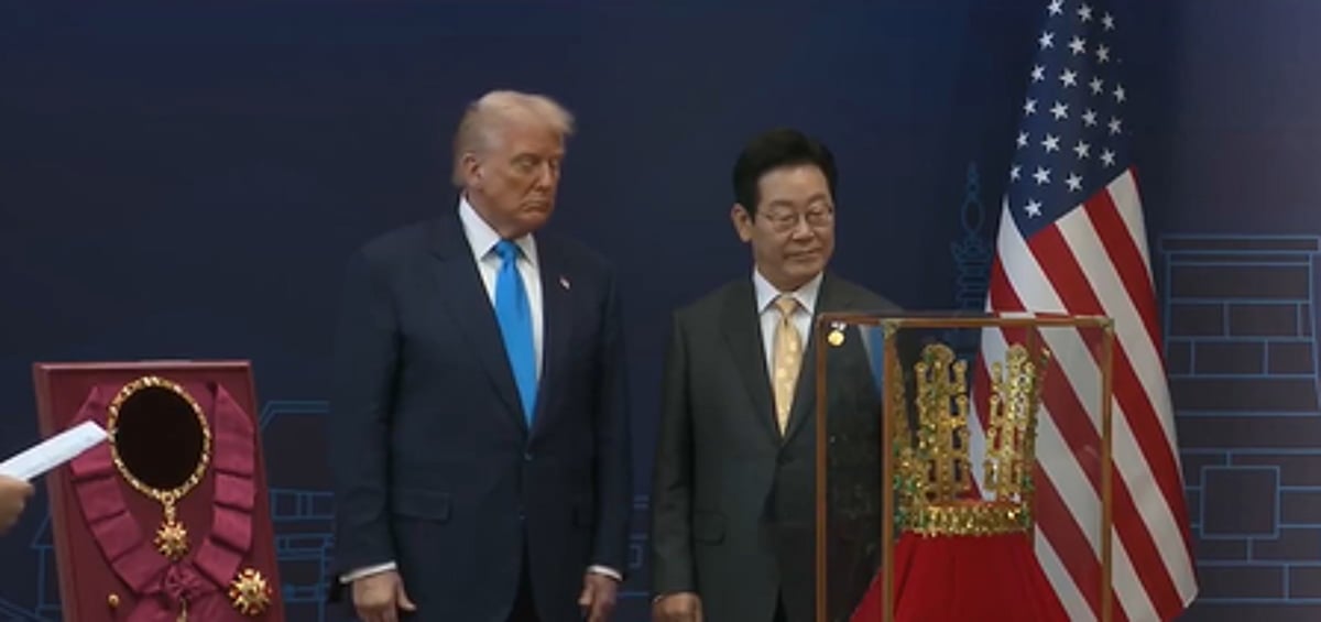 Trump Advances Trade Talks and Receives Honors in South Kore