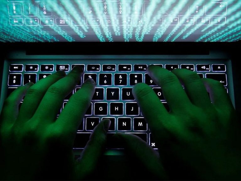 UAE Warns of Severe Penalties for Social Media Fraud