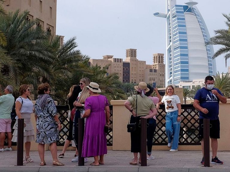 Visit Visa Options in UAE Without a Local Sponsor
