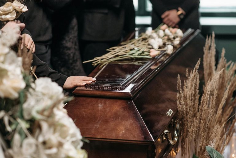 Woman Discovers Husband's 16-Year Affair at Funeral
