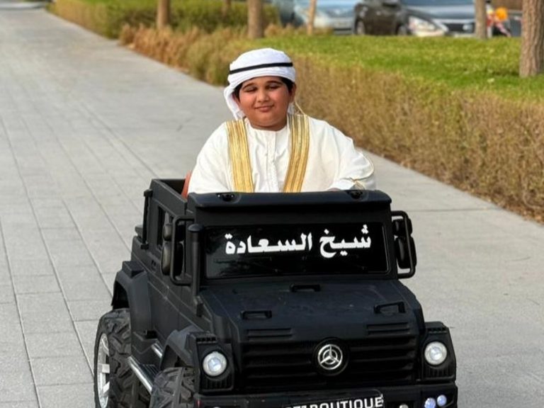 Young Emirati Majid Omar Spreads Joy as "Sheikh of Happiness