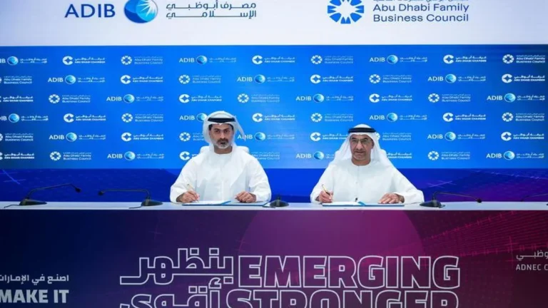 Signing ceremony between Abu Dhabi Family Business Council and Abu Dhabi Islamic Bank.