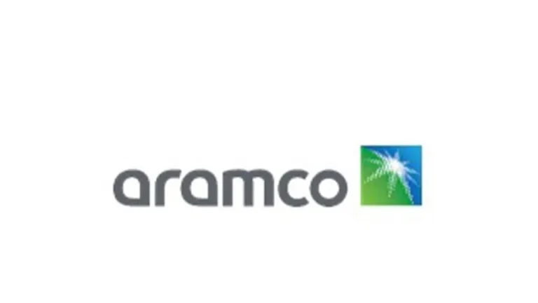 Aramco and Solutions by stc officials discussing the new supercomputer project.